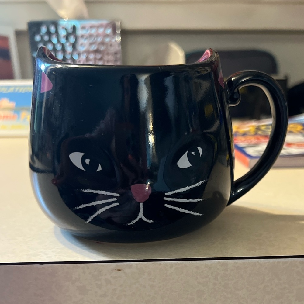 Black Cat Mug🐈‍⬛